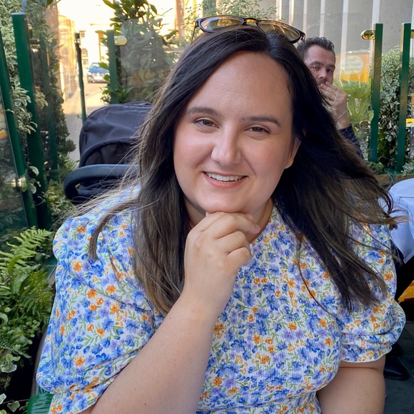 Meet your Posher, Amy - Picture 1 of 1